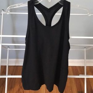 🌸 Athleta tank top